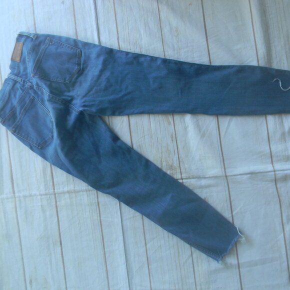 MADEWELL 10"HIGH RISE SKINNY CROP BUTTON FLY UNFINISHED HEM JEANS SZ 26 - Picture 4 of 5